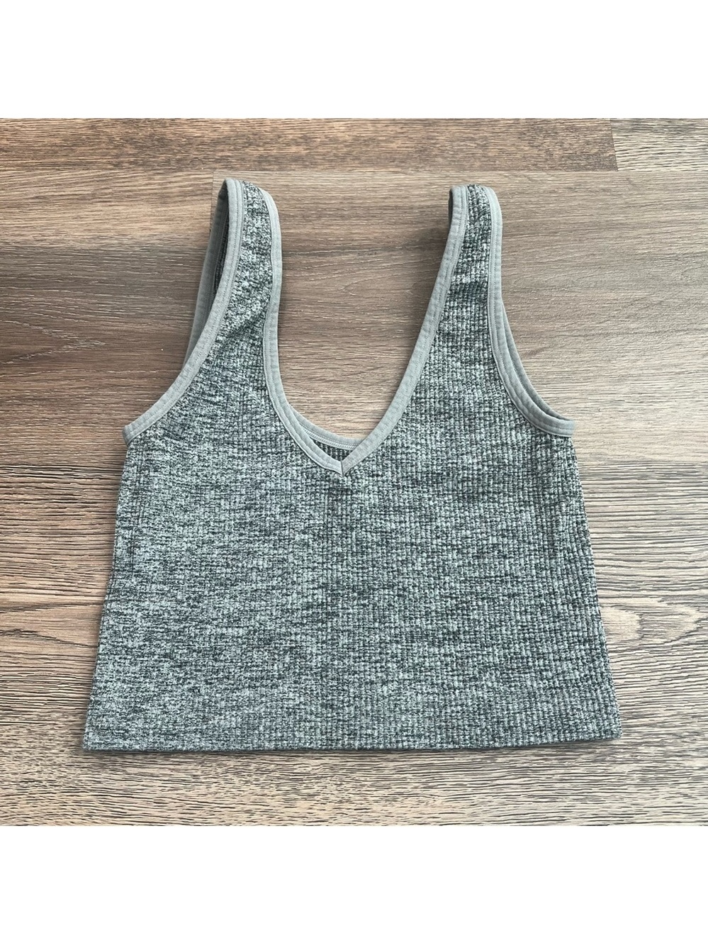 Colsie Ribbed Gray Crop Tank Top XS Stretchy V-Neck Lounge Basic